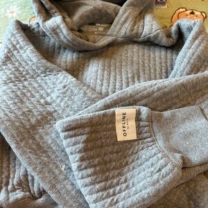 Aerie - OFFLINE by Aerie Gray Cropped  Quilted Hoodie size small